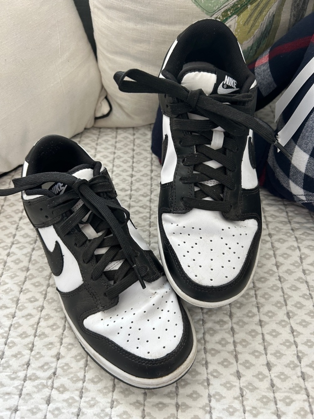 Nike Black and White Low-Top Trainers